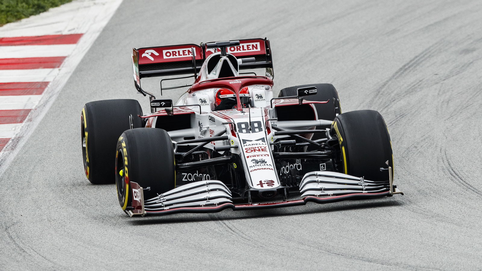 FIRST LOOK: Kubica gives Alfa Romeo's 2021 F1 car its track debut